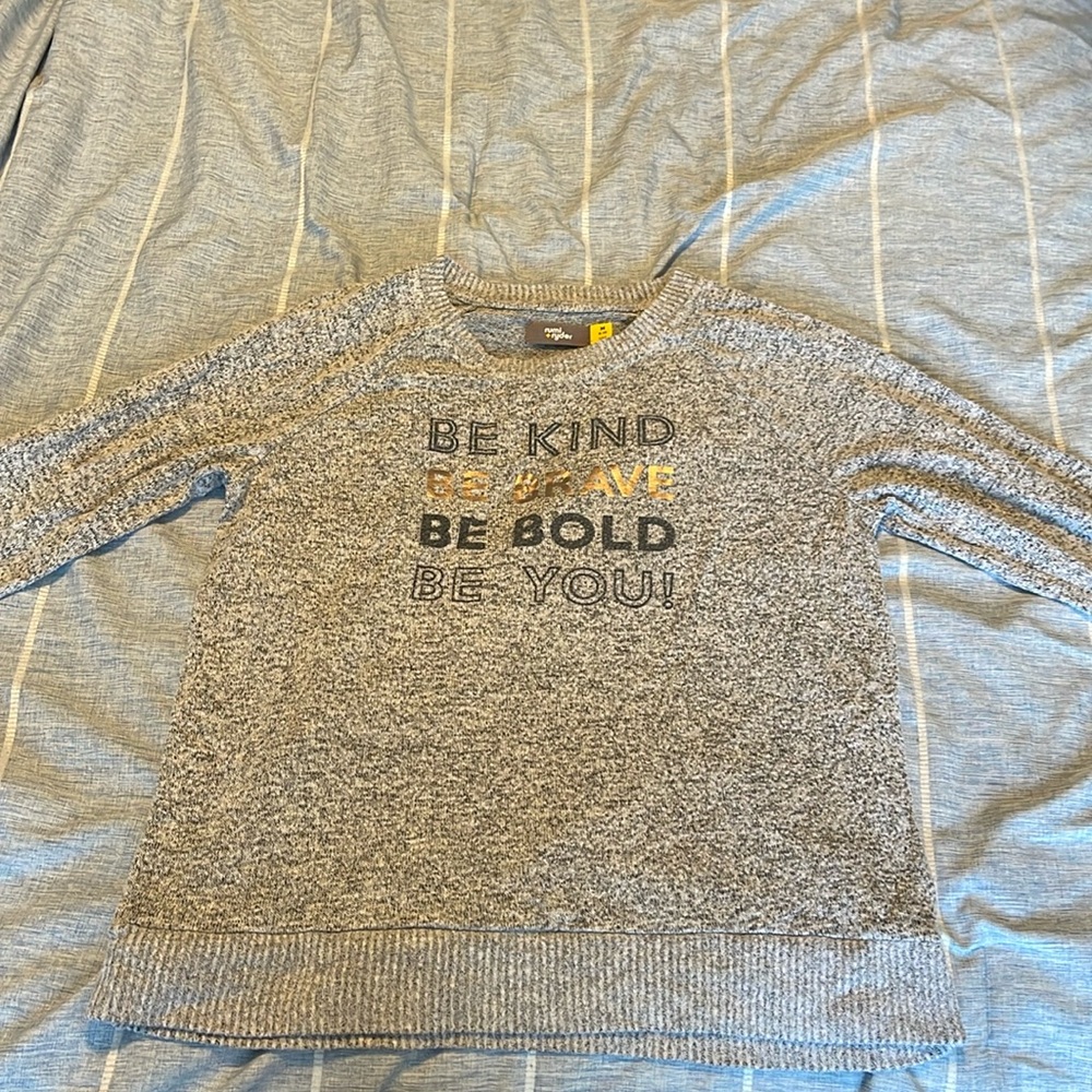 Rumi & Ryder long sleeve. Size medium in kids